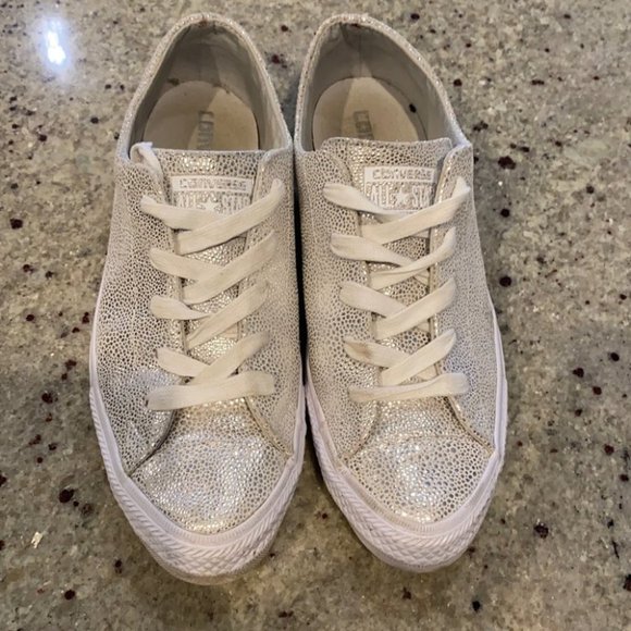 office glitter converse